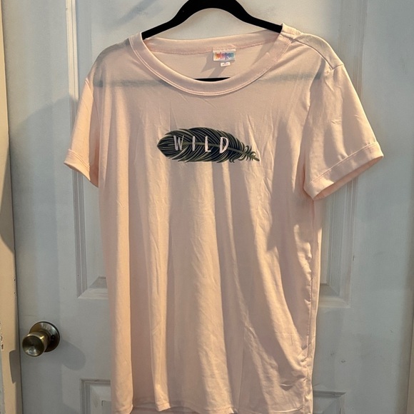 LuLaRoe Tops - LuLaRoe Colorful Logo Tag